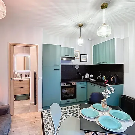 Apartment Cute 1-bedroom In The Center Close To The Beaches